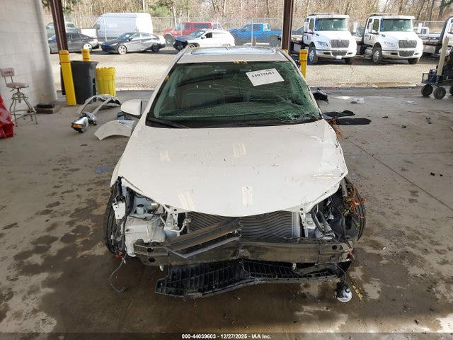 Toyota Corolla Le Premium 2016 2T1BURHE4GC744539 Image 13