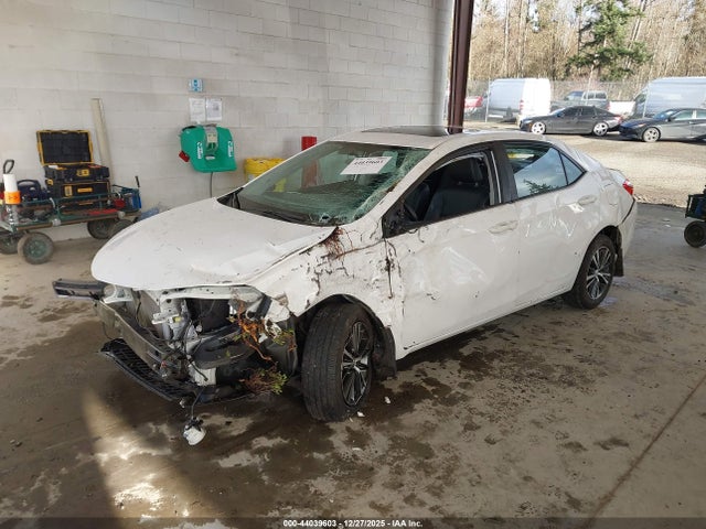 Toyota Corolla Le Premium 2016 2T1BURHE4GC744539 Image 2
