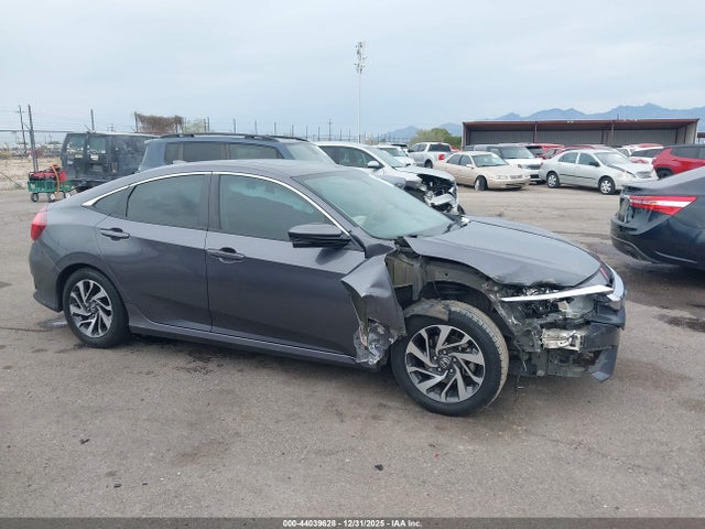 Honda CIVIC EX 2018 2HGFC2F70JH581211 Image 12
