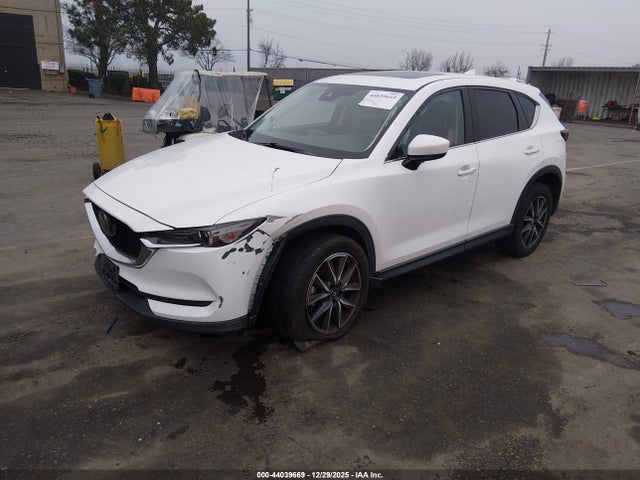 Mazda Cx-5 Grand Touring 2018 JM3KFADMXJ0302205 Image 2