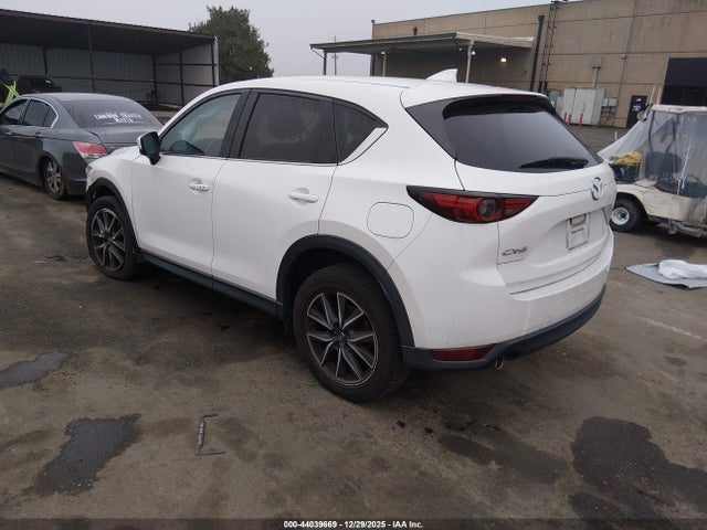 Mazda Cx-5 Grand Touring 2018 JM3KFADMXJ0302205 Image 3