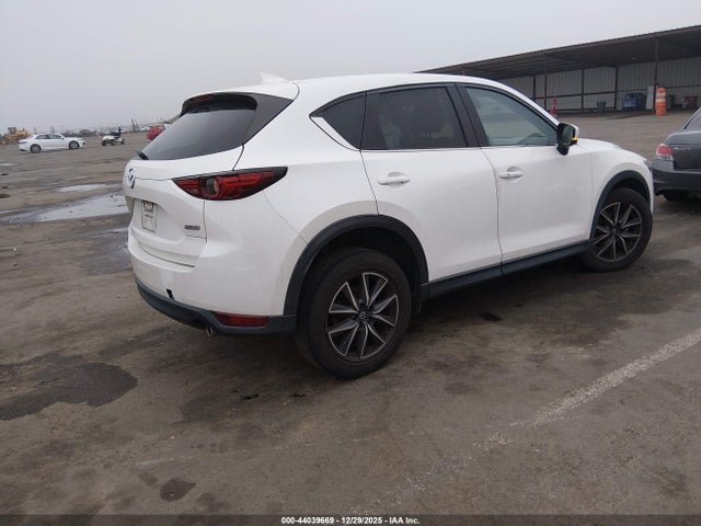 Mazda Cx-5 Grand Touring 2018 JM3KFADMXJ0302205 Image 4