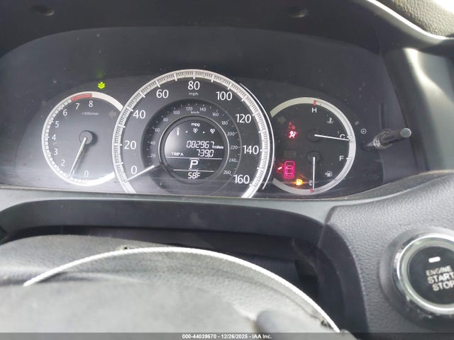 Aukcja sprzedaży 2015 Honda Accord Lx, vin: 1HGCR2F3XFA023435, numer aukcji: 44039670