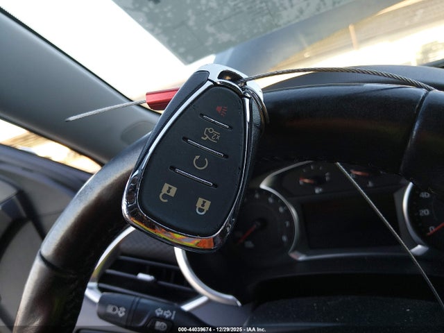 1G1ZD5ST7JF230660 Chevrolet MALIBU LT
