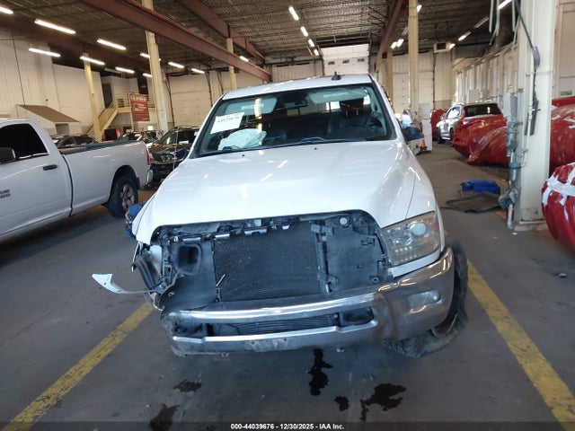 3C6UR5KL3JG233029 RAM 2500 Laramie 4x4 8&#039; Box
