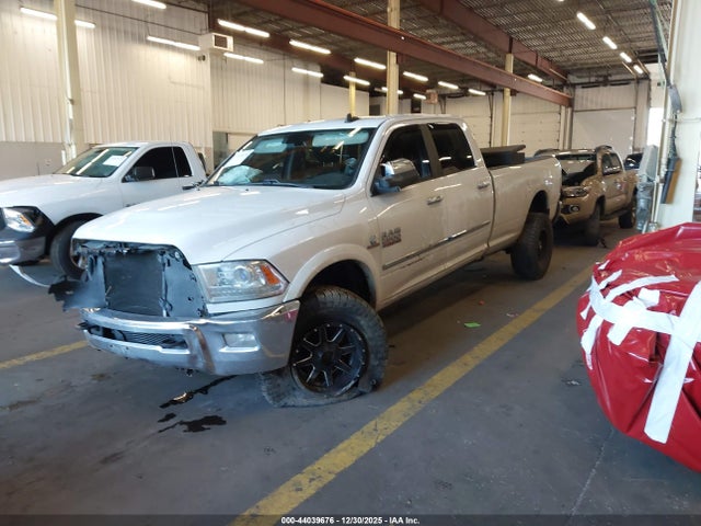 3C6UR5KL3JG233029 RAM 2500 Laramie 4x4 8&#039; Box
