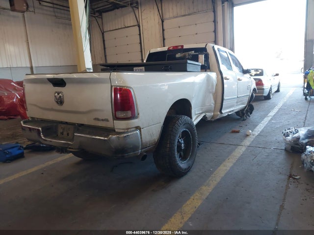 3C6UR5KL3JG233029 RAM 2500 Laramie 4x4 8&#039; Box