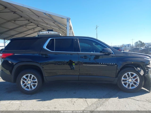 Chevrolet Traverse Ls 2018 1GNERFKW7JJ227902 Image 13