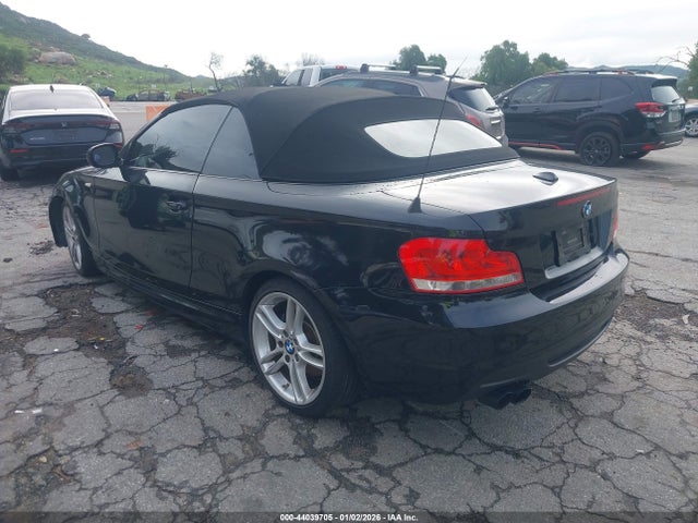2012 BMW 135I WBAUN7C51CVM25556 Photo 2