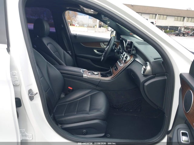 Aukcja sprzedaży 2020 Mercedes-benz C 300, vin: WDDWF8DB1LR528557, numer aukcji: 44039706
