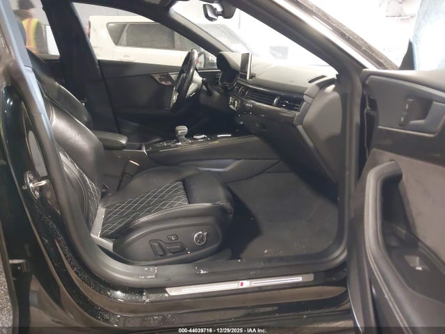 2018 AUDI S5 WAUB4CF58JA003738 Photo 4