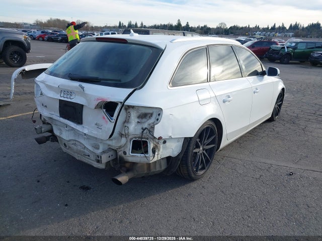 2010 AUDI A4 WAU4FAFL9AA119116 Photo 3