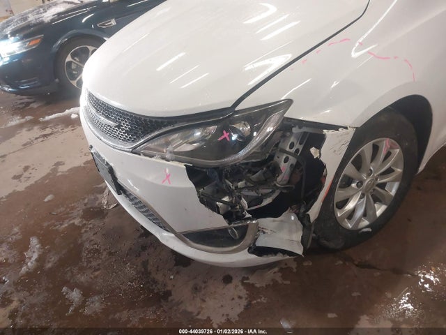 Aukcja sprzedaży 2018 Chrysler Pacifica Touring Plus, vin: 2C4RC1FG9JR183009, numer aukcji: 44039726