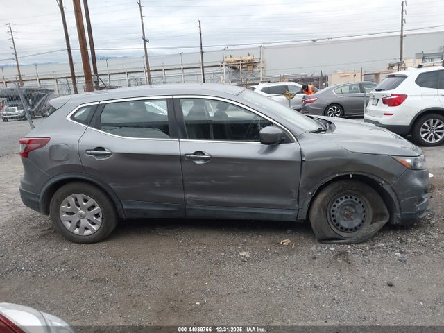 JN1BJ1CV5LW261552 Nissan Rogue Sport S Fwd Xtronic Cvt