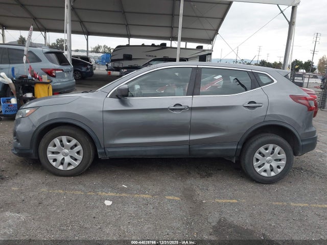 JN1BJ1CV5LW261552 Nissan Rogue Sport S Fwd Xtronic Cvt
