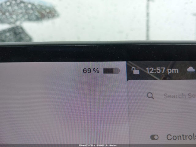 44039769 :رقم المزاد ، 5YJ3E1EA7JF045235 vin ، 2018 Tesla Model 3 Long Range/mid Range مزاد بيع