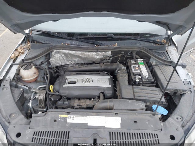 WVGBV7AX8GW617132 Volkswagen Tiguan Sel
