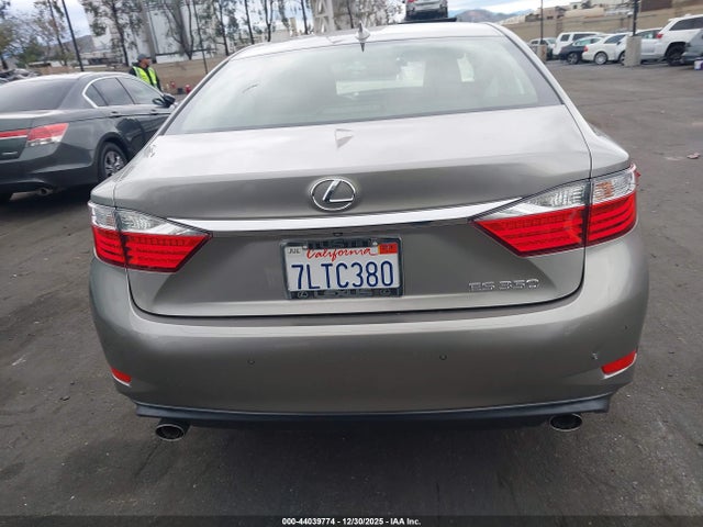 Lexus ES 350 2015 JTHBK1GG8F2202172 Image 17