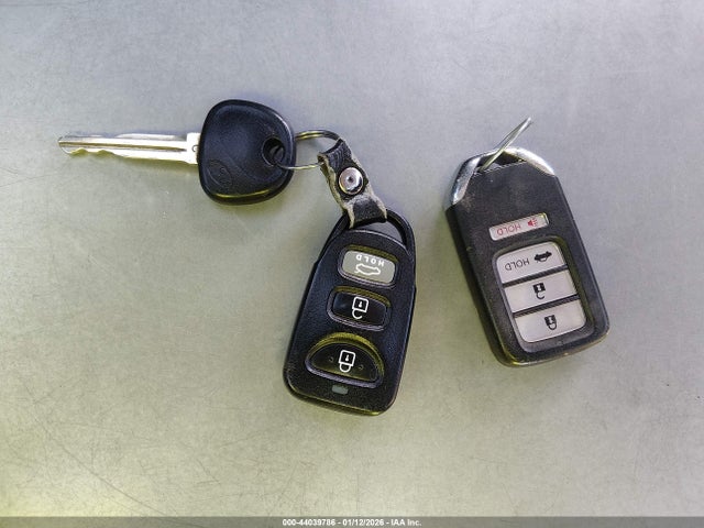 5NPD74LF1KH489969 Hyundai ELANTRA SE