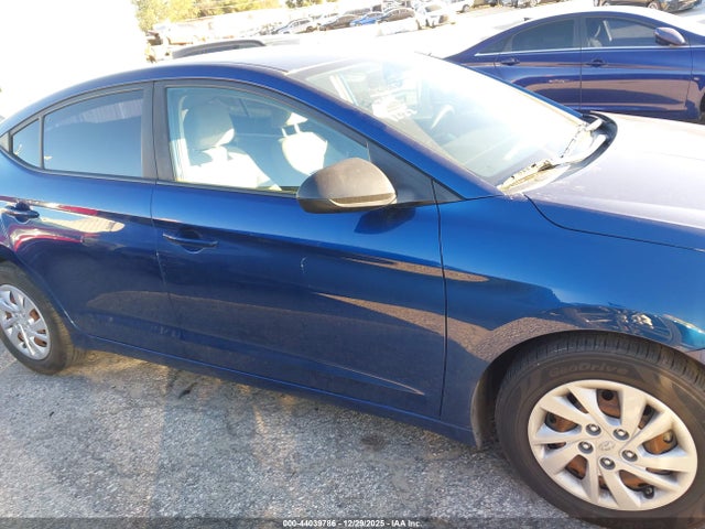 5NPD74LF1KH489969 Hyundai ELANTRA SE