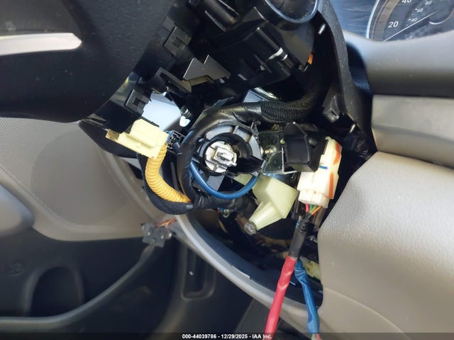 5NPD74LF1KH489969 Hyundai ELANTRA SE