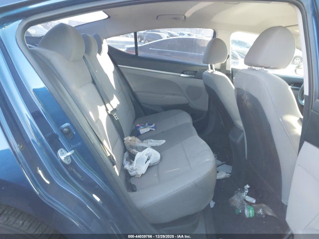 5NPD74LF1KH489969 Hyundai ELANTRA SE