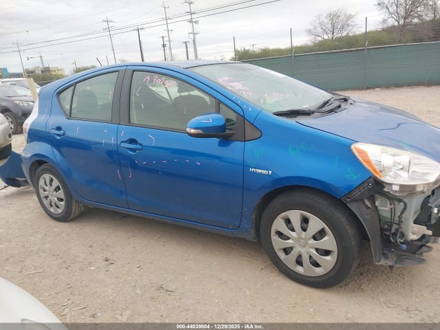 Toyota Prius C Two 2014 JTDKDTB36E1567448 Image 14
