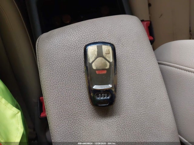 2017 AUDI A4 WAUANAF4XHN064709 Photo 10