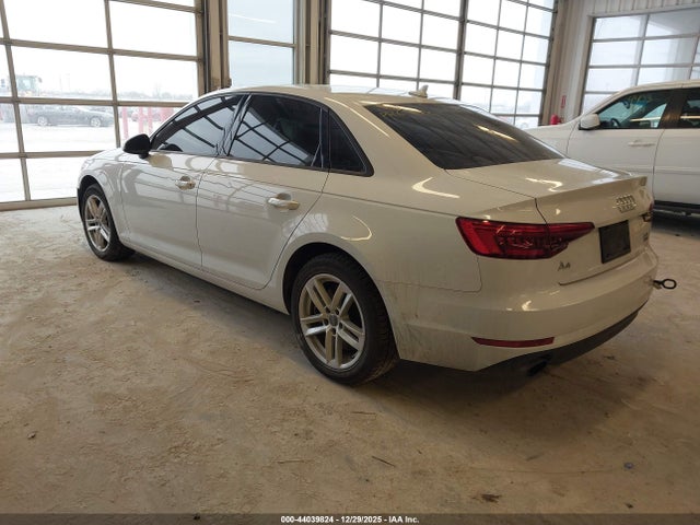2017 AUDI A4 WAUANAF4XHN064709 Photo 2