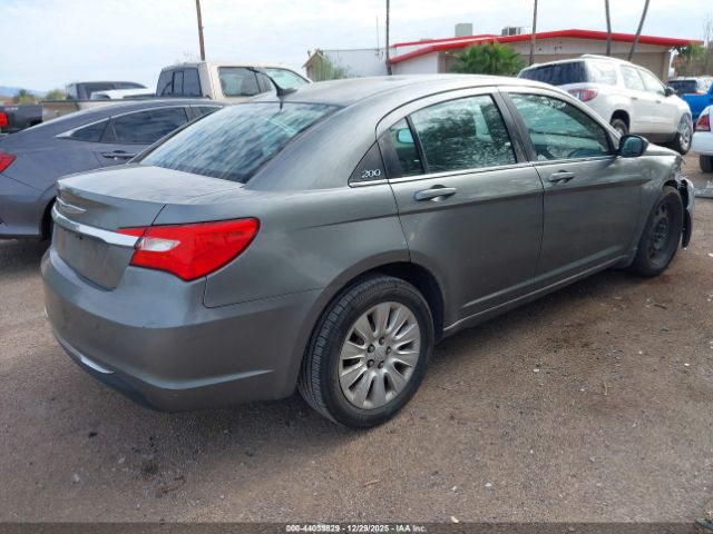 2012 CHRYSLER 200 1C3CCBAB8CN167220 Photo 3