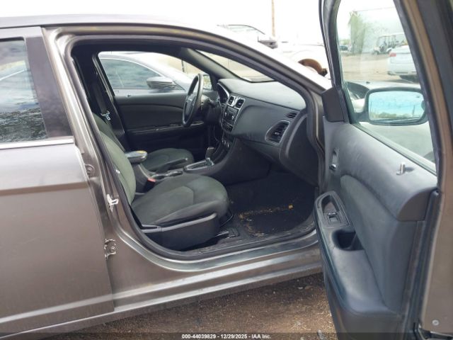 2012 CHRYSLER 200 1C3CCBAB8CN167220 Photo 4