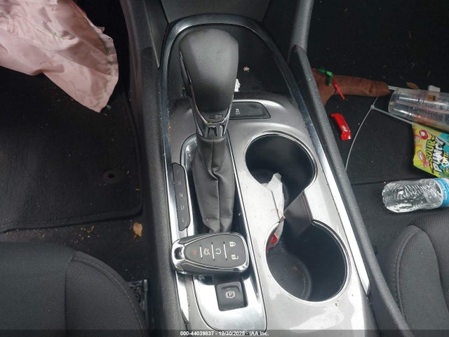 1G1ZD5ST6PF186675 Chevrolet Malibu Fwd 1lt