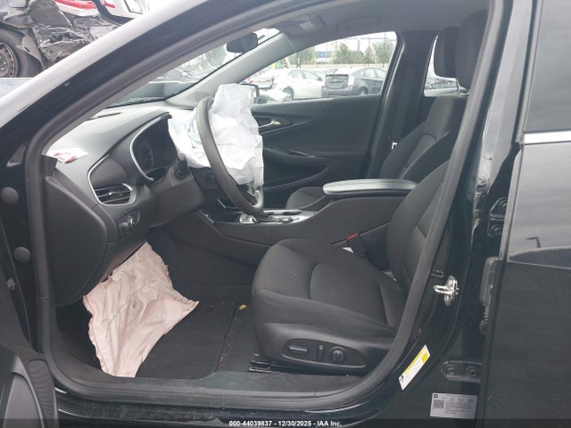 1G1ZD5ST6PF186675 Chevrolet Malibu Fwd 1lt