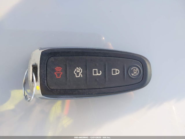 1FMCU9J92HUE97880 Ford Escape Titanium