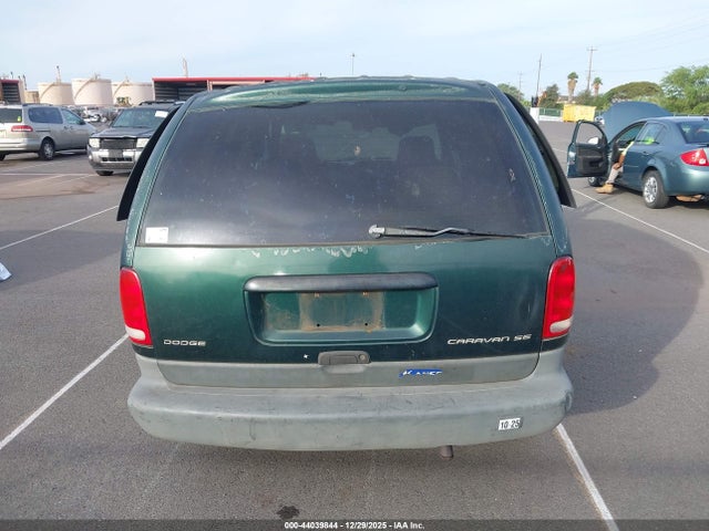44039844 :رقم المزاد ، 1B4GP45R5WB721546 vin ، 1998 Dodge Caravan Se مزاد بيع