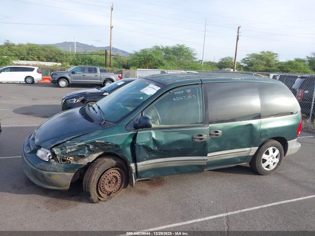 44039844 :رقم المزاد ، 1B4GP45R5WB721546 vin ، 1998 Dodge Caravan Se مزاد بيع