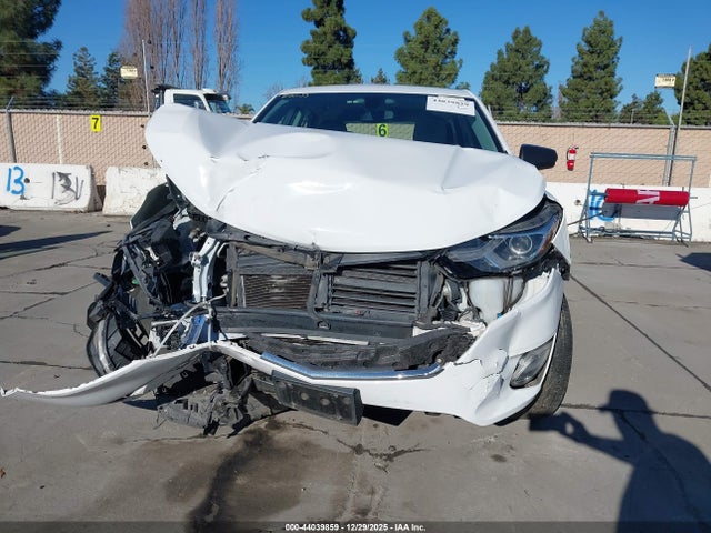 Chevrolet EQUINOX LS 2018 2GNAXHEV3J6345039 Image 12