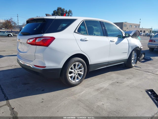 Chevrolet EQUINOX LS 2018 2GNAXHEV3J6345039 Image 4