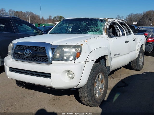 Продажа на аукционе авто 2011 Toyota Tacoma Prerunner V6, vin: 3TMJU4GN2BM111909, номер лота: 44039905