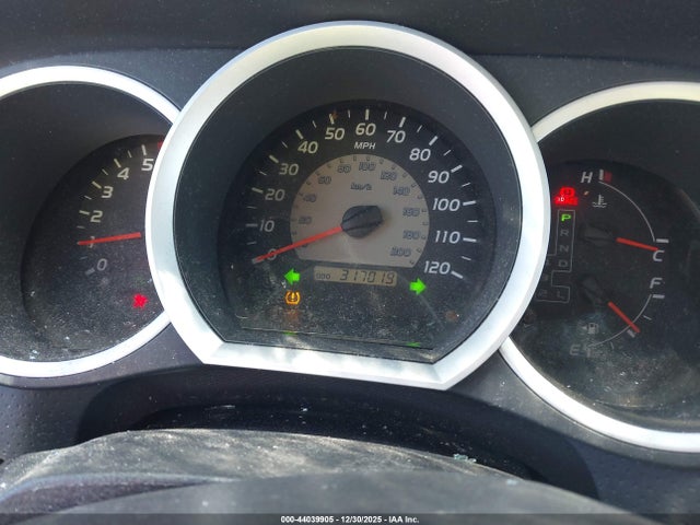 Продажа на аукционе авто 2011 Toyota Tacoma Prerunner V6, vin: 3TMJU4GN2BM111909, номер лота: 44039905