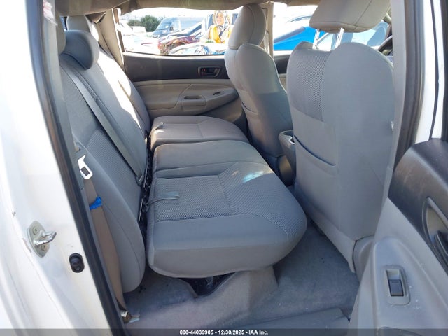 Продажа на аукционе авто 2011 Toyota Tacoma Prerunner V6, vin: 3TMJU4GN2BM111909, номер лота: 44039905