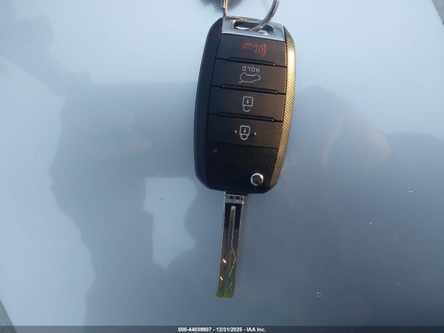 KNDJN2A24H7412216 KIA Soul