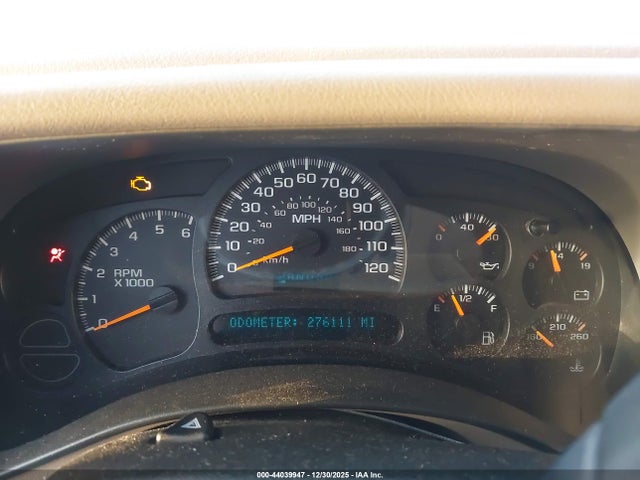 44039947 :رقم المزاد ، 1GKEK13TX5J161649 vin ، 2005 Gmc Yukon Slt مزاد بيع