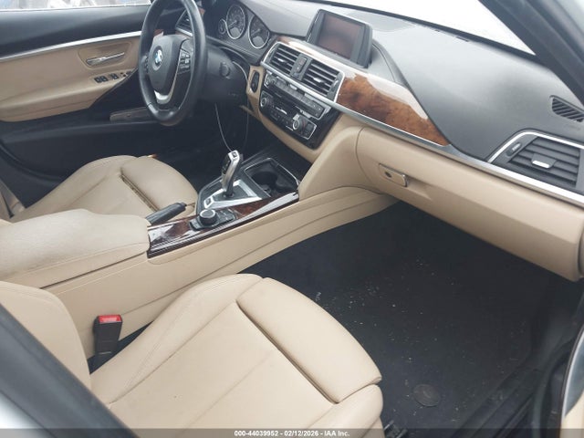 44039952 :رقم المزاد ، WBA8E1C51JA758438 vin ، 2018 Bmw 330e Iperformance مزاد بيع