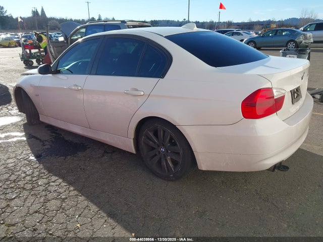 44039956 :رقم المزاد ، WBAVB13586PT19625 vin ، 2006 Bmw 325i مزاد بيع