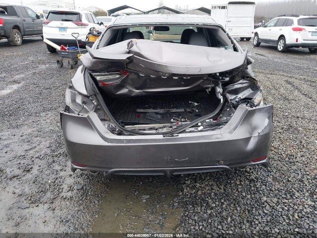 4T1B61HK3JU506396 Toyota CAMRY XSE