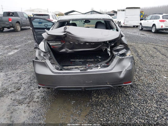 4T1B61HK3JU506396 Toyota CAMRY XSE