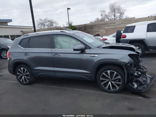 3VVPX7B28NM086942 Volkswagen Taos 1.5t Se