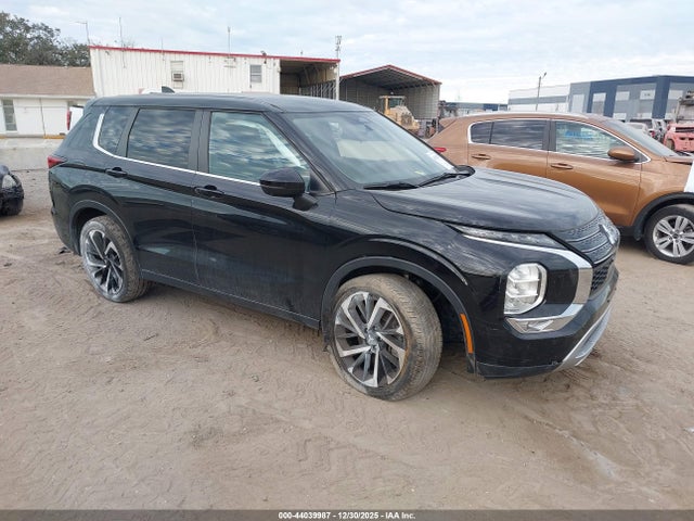 2022 MITSUBISHI OUTLANDER JA4J4UA82NZ040937 Photo 0