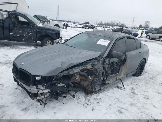 2023 BMW M5 WBS83CH09PCM71985 Photo 1